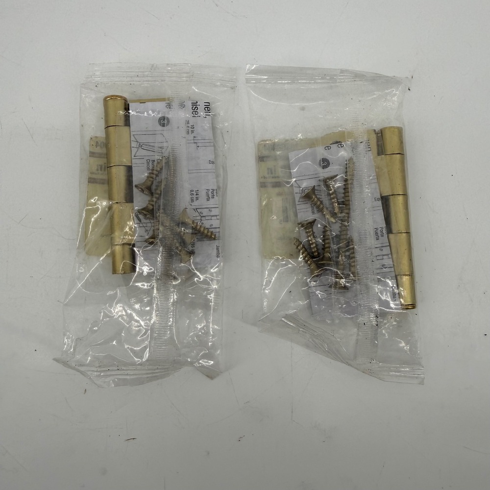 Gatehouse 2 Pack 3 in Satin Brass Door Hinges 5/8 in Radius S841-524 0308904 NEW - Picture 3 of 3